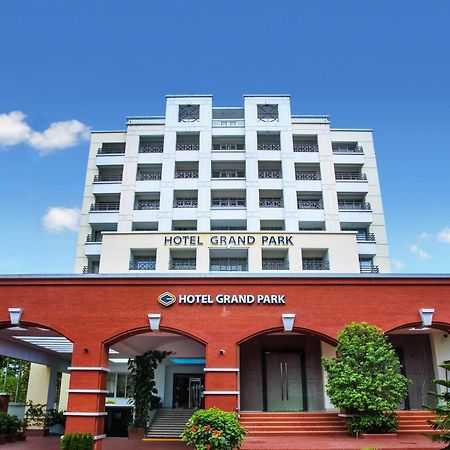 Hotel Grand Park Barishal Zewnętrze zdjęcie