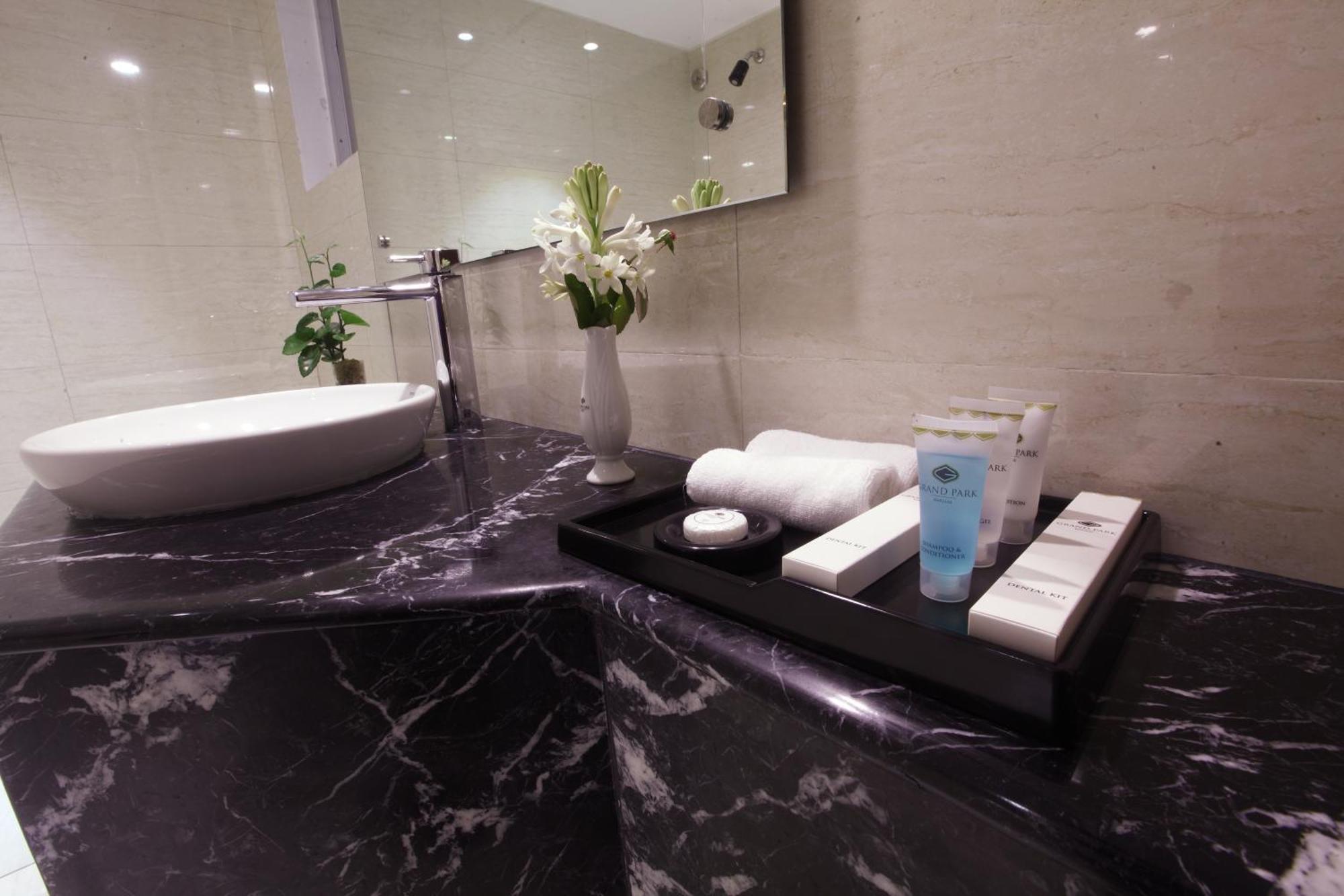 Hotel Grand Park Barishal Zewnętrze zdjęcie