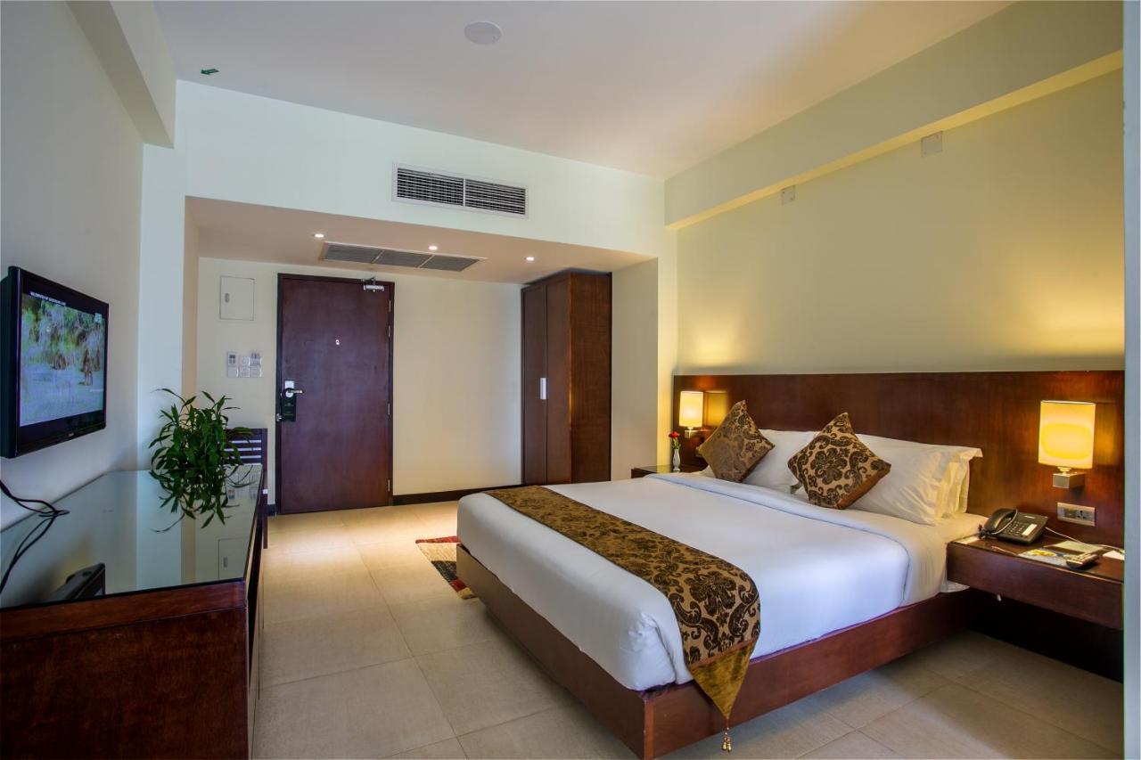 Hotel Grand Park Barishal Zewnętrze zdjęcie